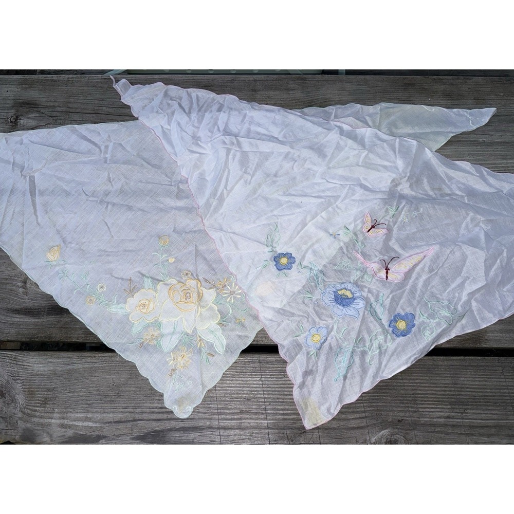 Vintage Embroidered Handkerchief Lot 2pc Floral Butterfly Scalloped Edge White